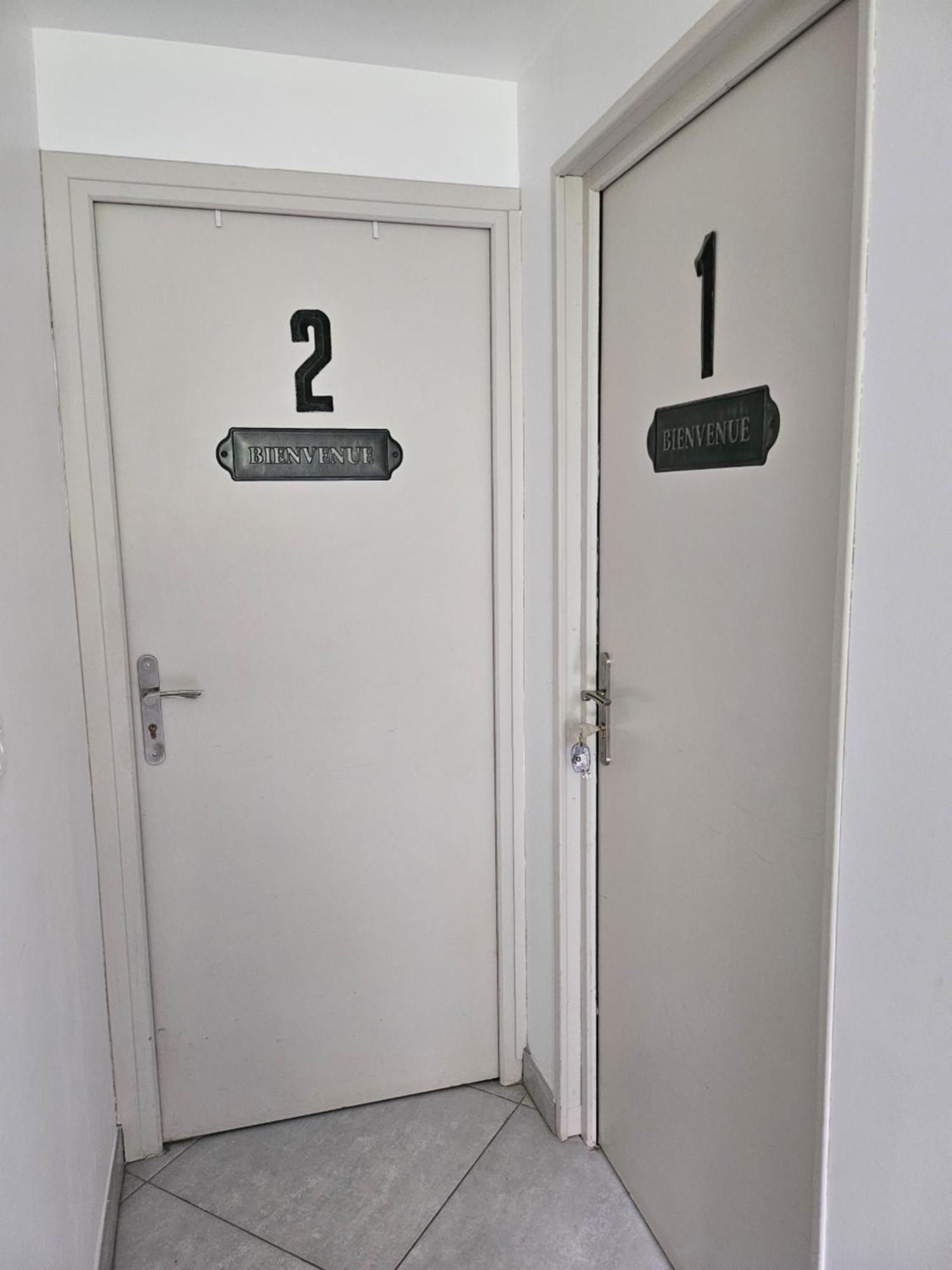 Appartement De Vacances Au 1Er Etage 45M2 Antibes Phòng bức ảnh